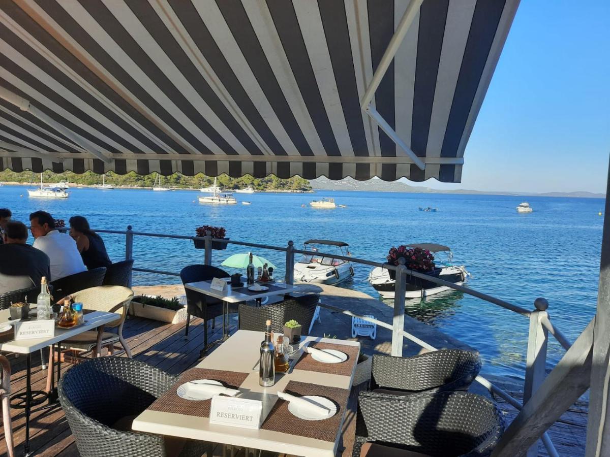 Villa Cortes Мали Иж Экстерьер фото