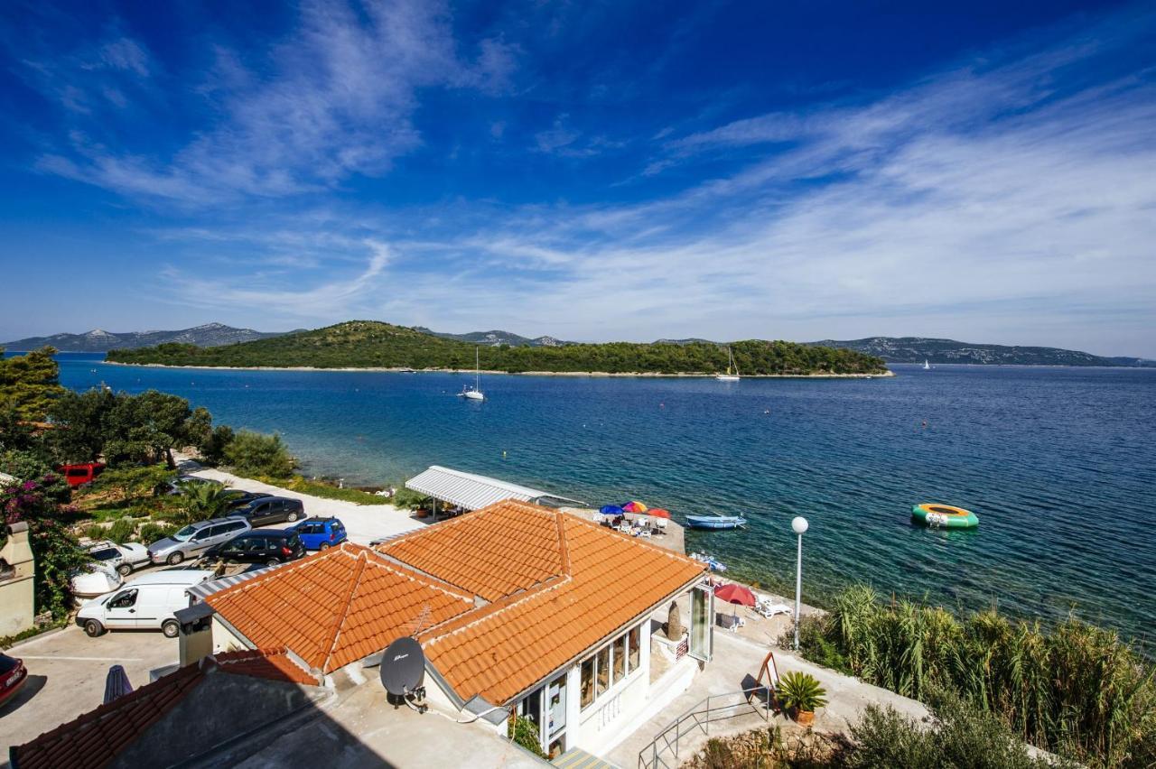 Villa Cortes Мали Иж Экстерьер фото
